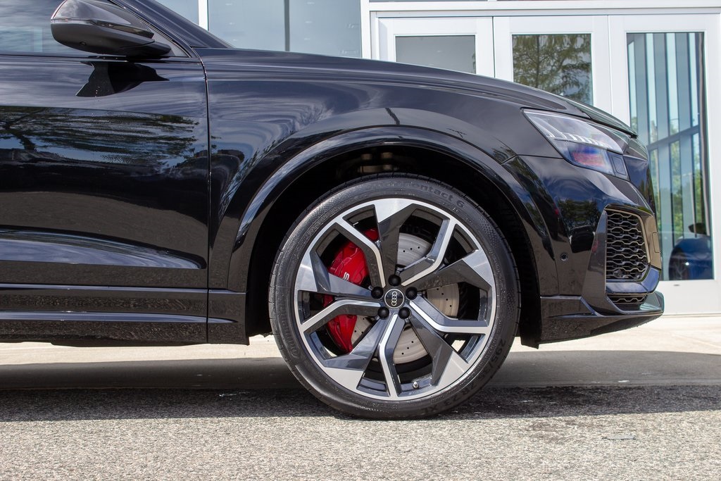2024 Audi RS Q8 photo 5