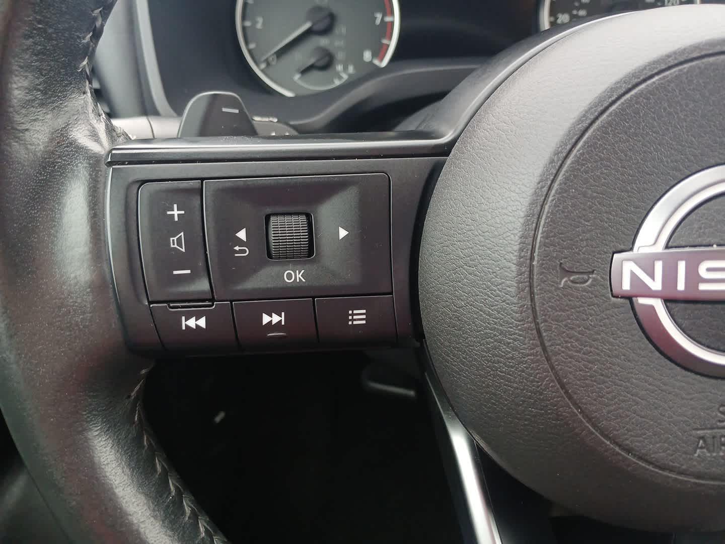 2022 Nissan Rogue S photo 12