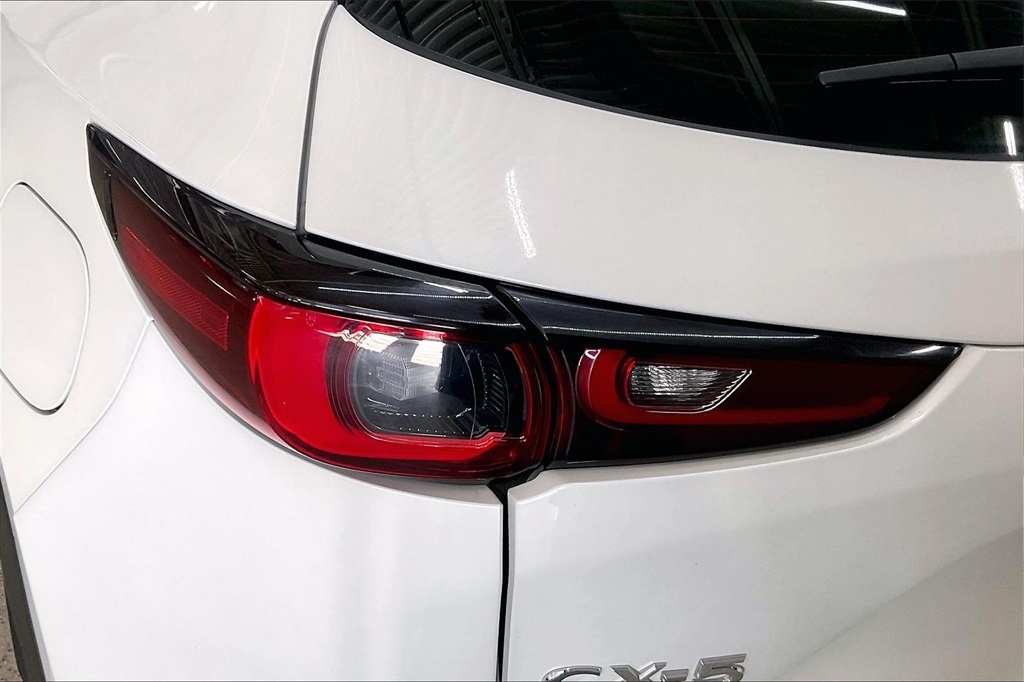 2023 MAZDA CX-5 - Image 28
