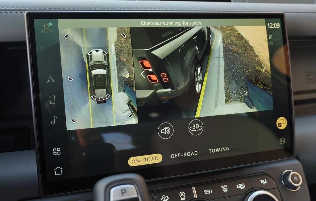 2026 LAND ROVER DEFENDER - Image 27