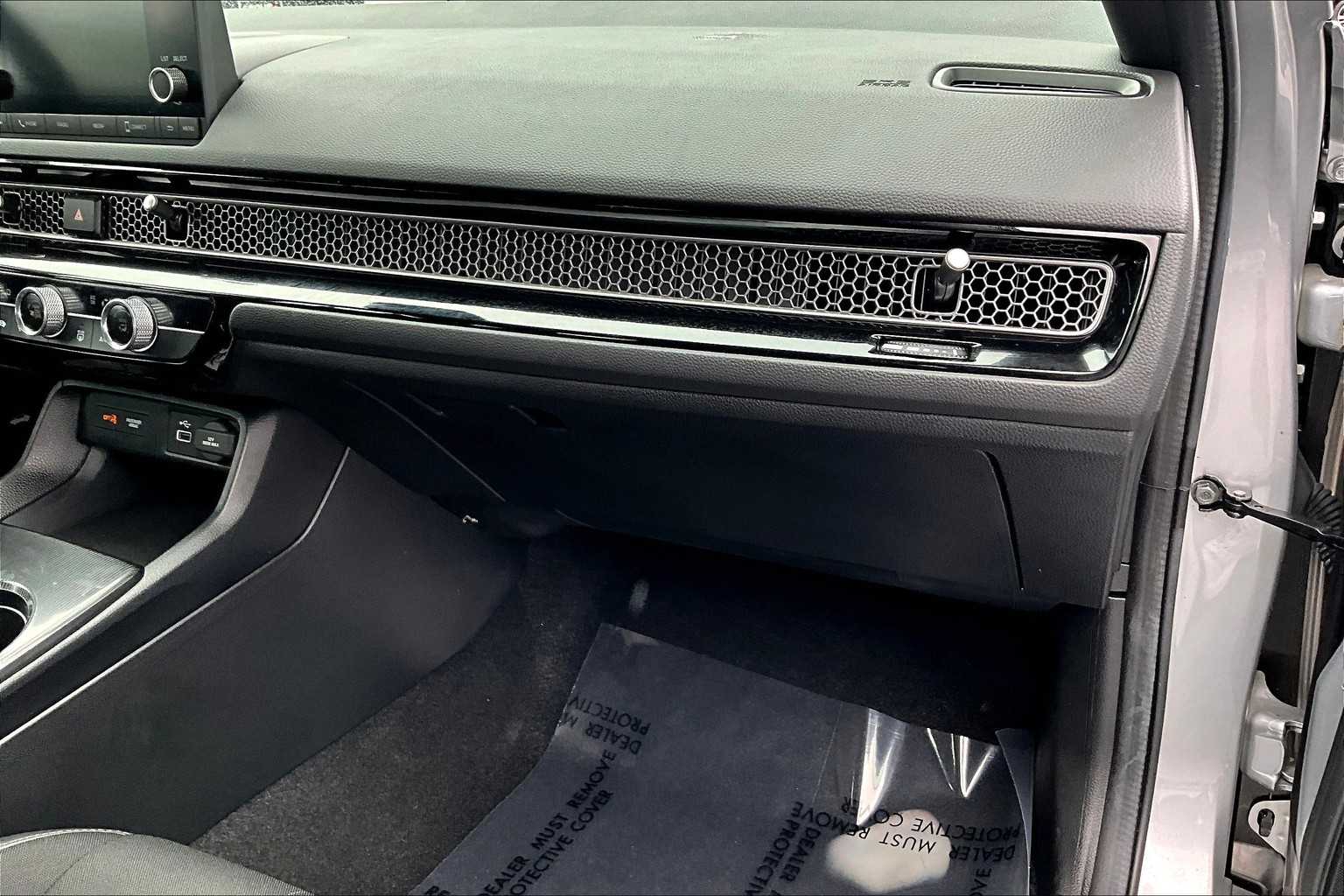 2023 Honda Civic Sport photo 17