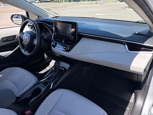 2022 Toyota Corolla Hybrid LE photo 19