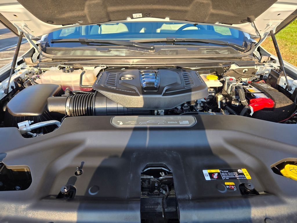 2024 Jeep Wagoneer Base photo 32