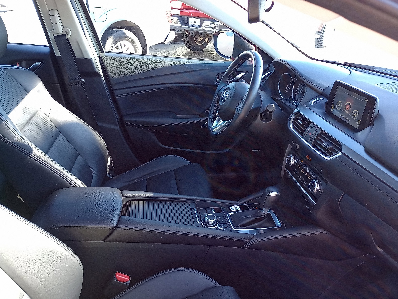 2016 Mazda Mazda6 Touring photo 4