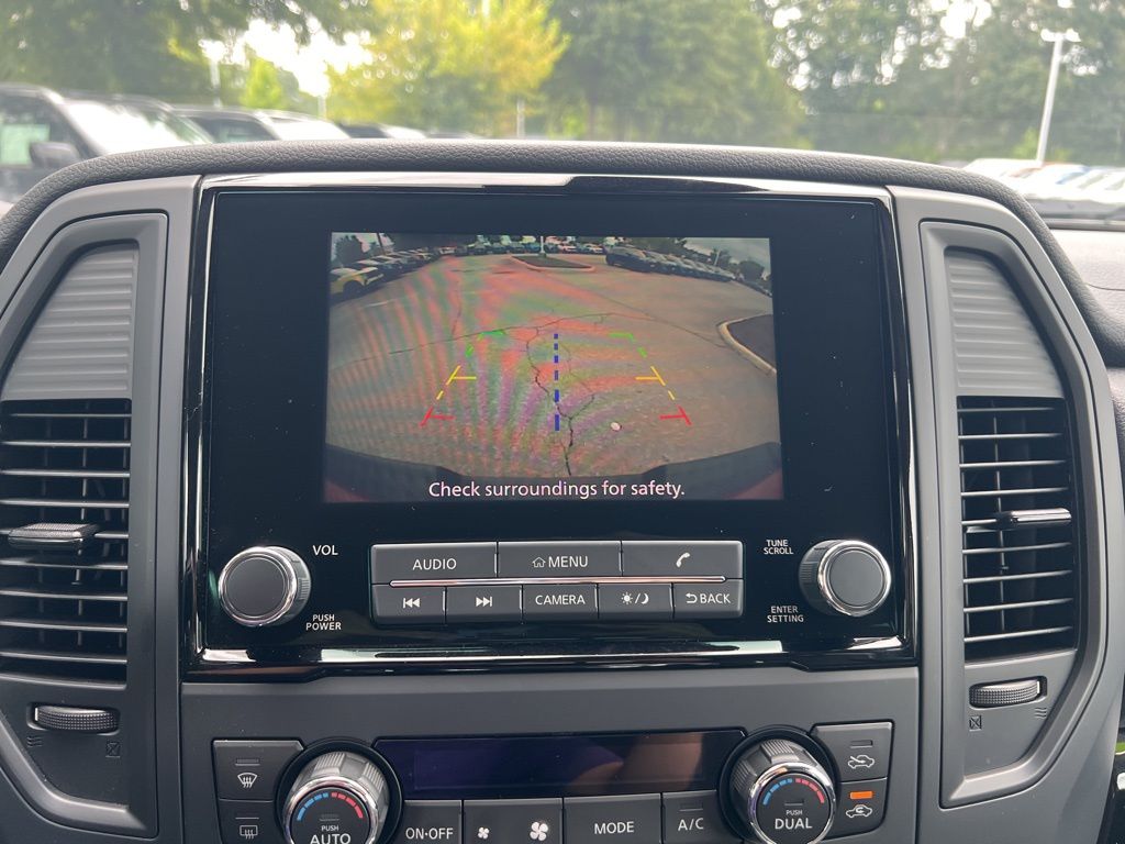 2024 Nissan Titan SV photo 13