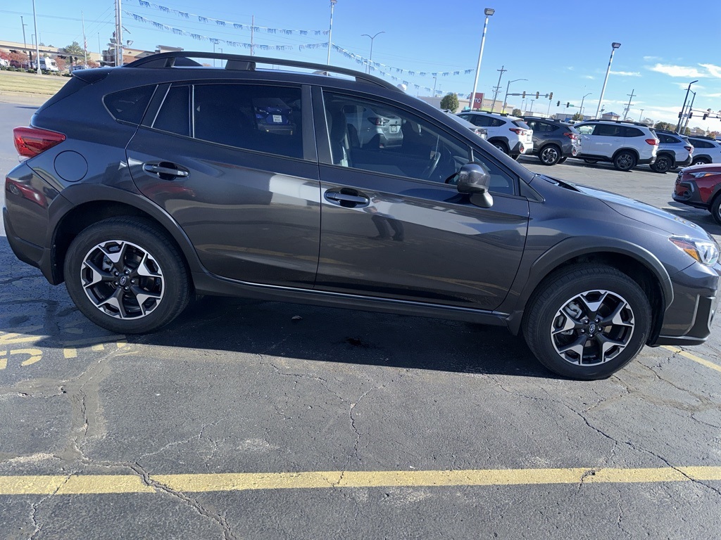 2019 Subaru Crosstrek 2.0i Premium photo 4
