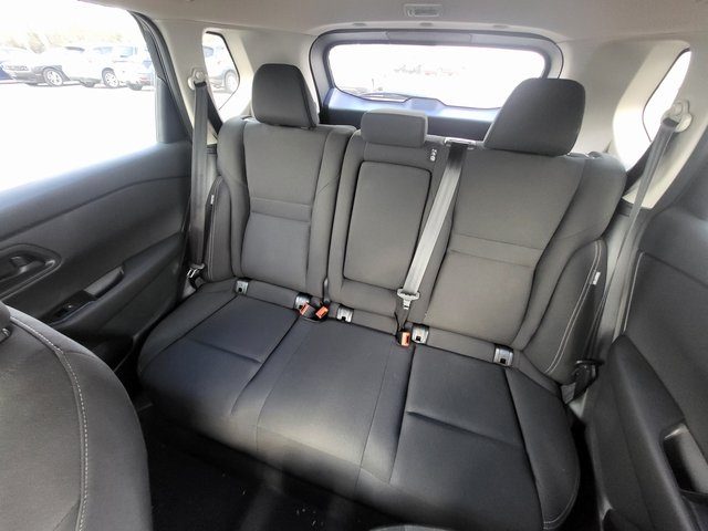 2025 Nissan Rogue S photo 12
