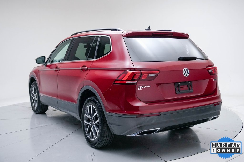 2019 Volkswagen Tiguan SE photo 2