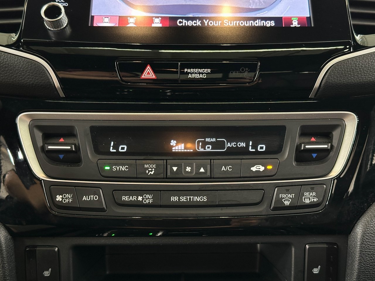 2023 Honda Ridgeline Black Edition photo 12