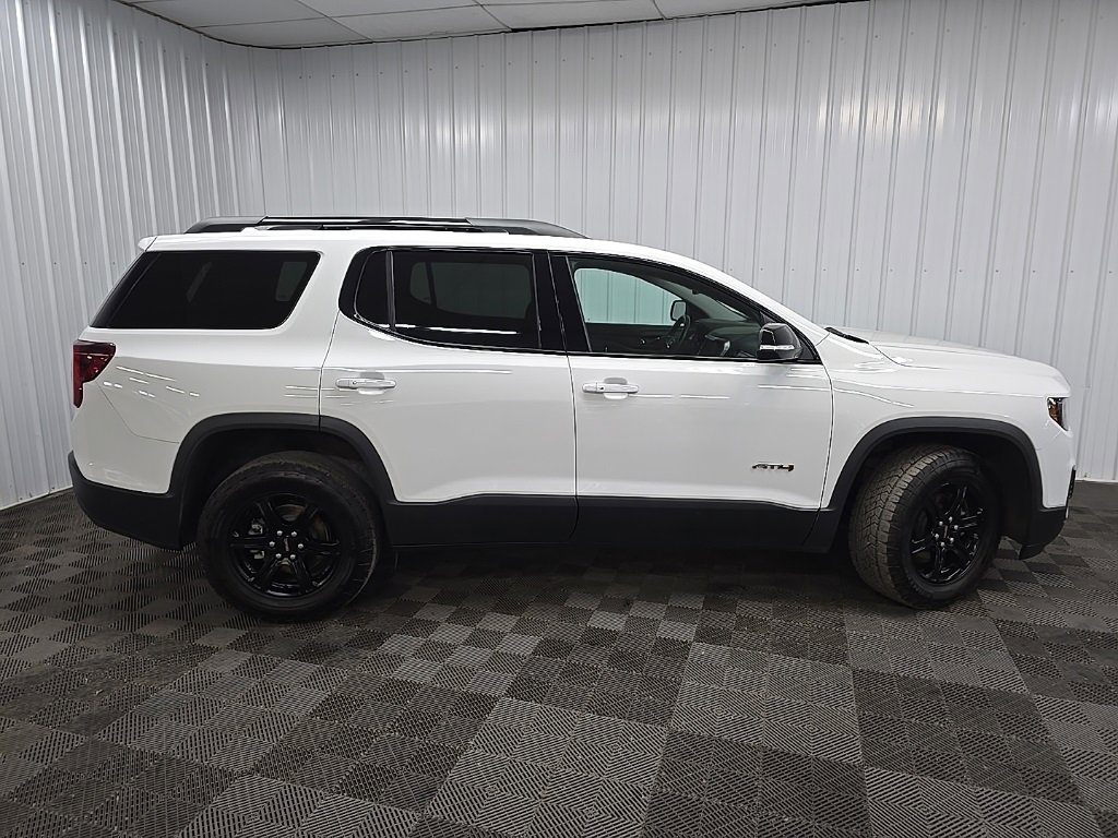 2023 Gmc Acadia AT4 photo 2