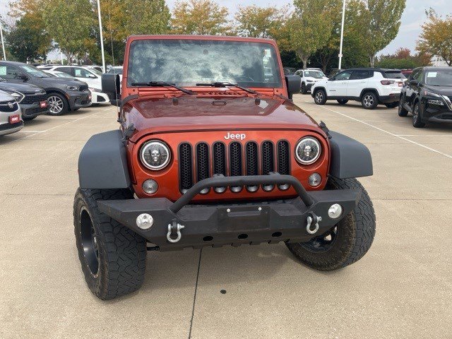 2014 Jeep Wrangler Unlimited Rubicon photo 2
