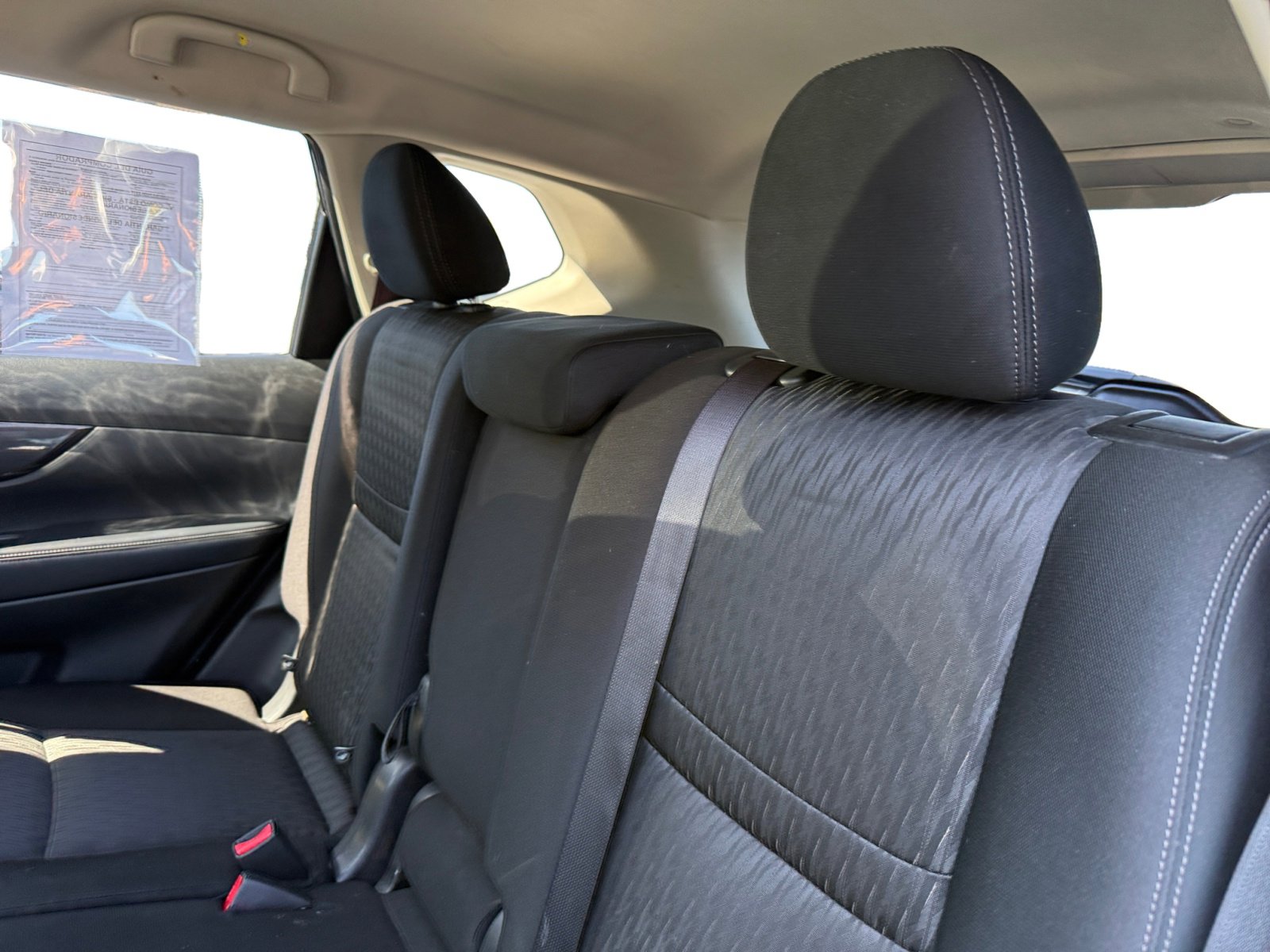2020 Nissan Rogue SV photo 15