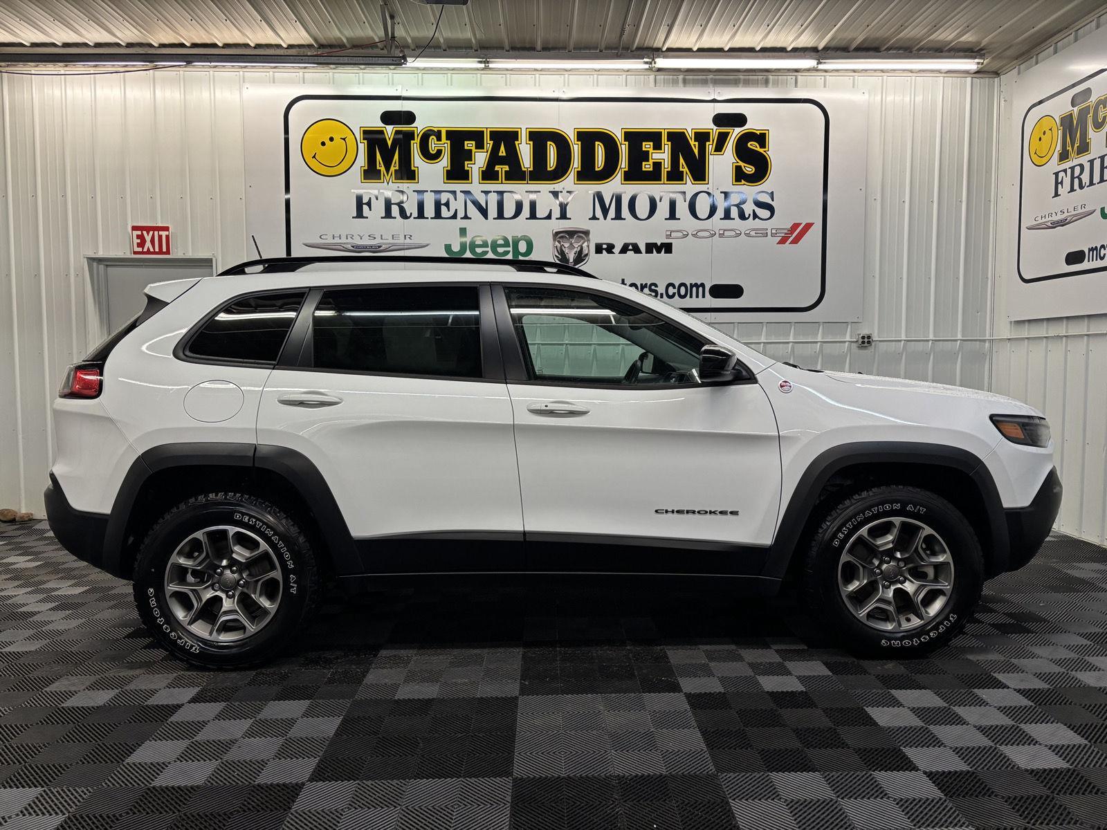 2022 Jeep Cherokee Trailhawk's photo