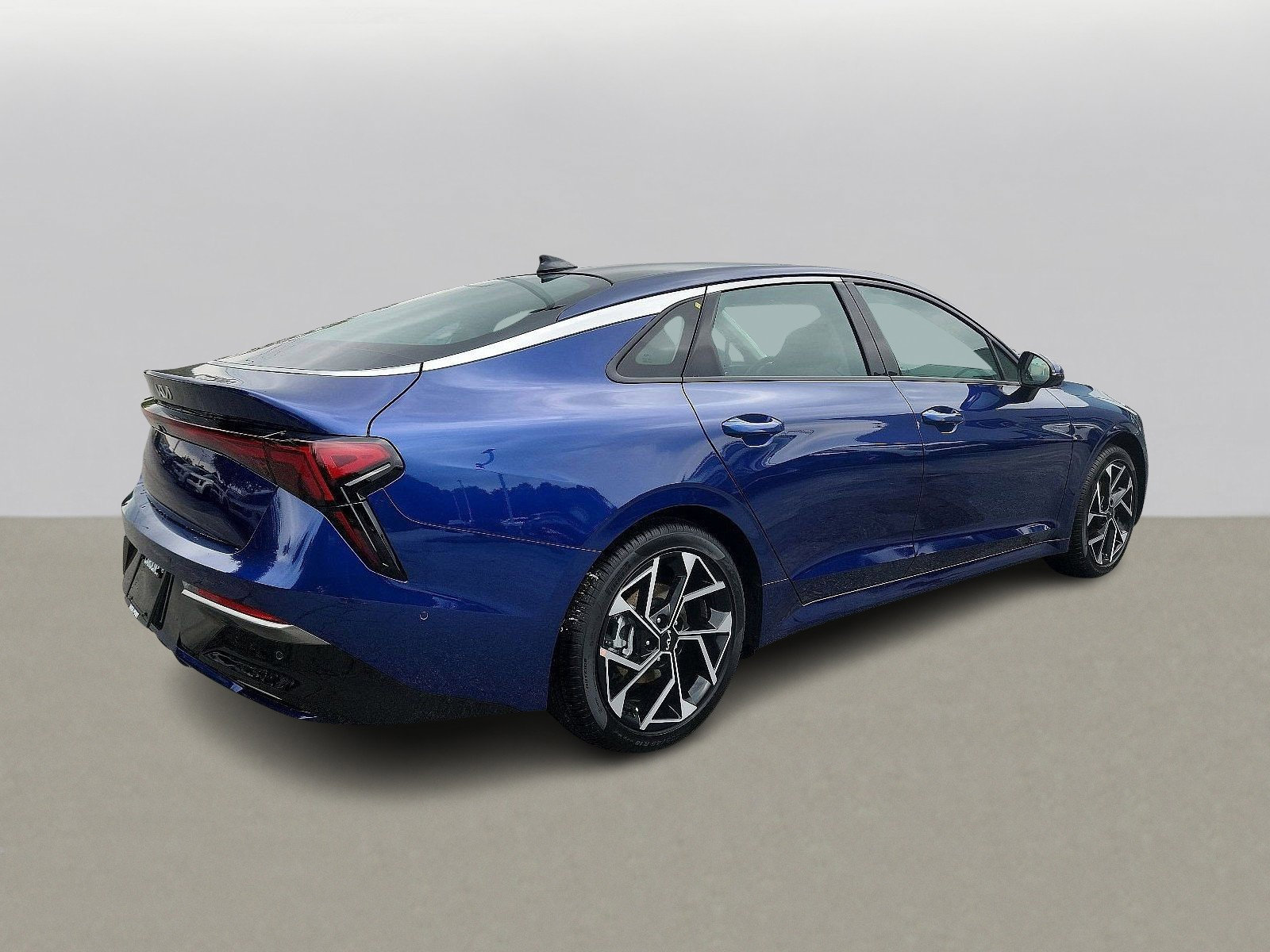 2025 Kia K5 EX photo 4