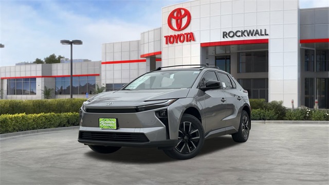 2026 Toyota bZ XLE's photo