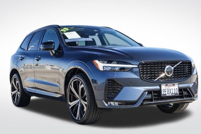 2023 Volvo XC60 Ultimate photo 3
