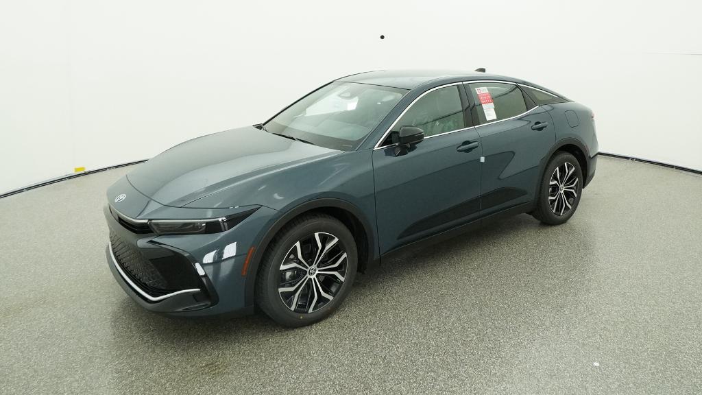 2026 Toyota Crown XLE's photo