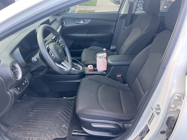 2020 Kia Forte FE LXS photo 2