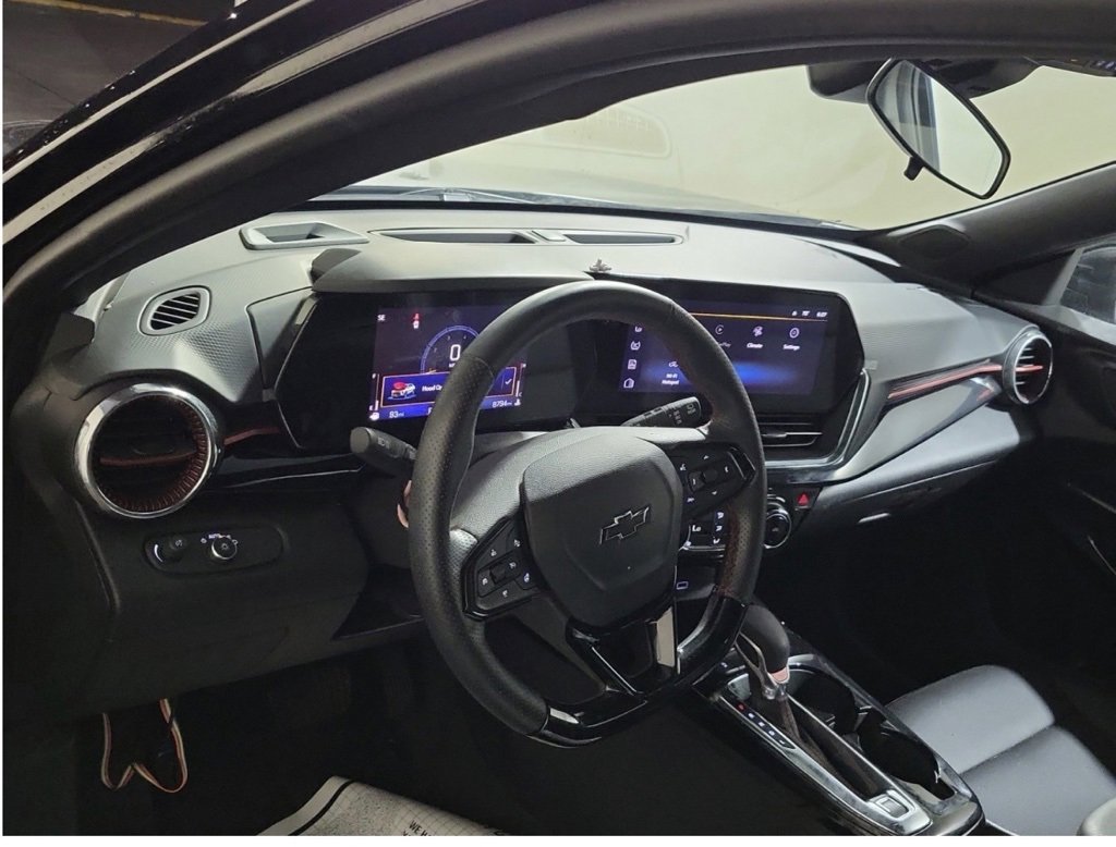 2025 Chevrolet Trax photo 4