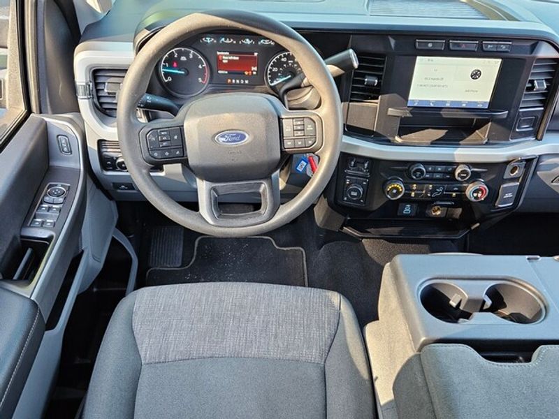 2024 Ford F-250 XLT photo 7
