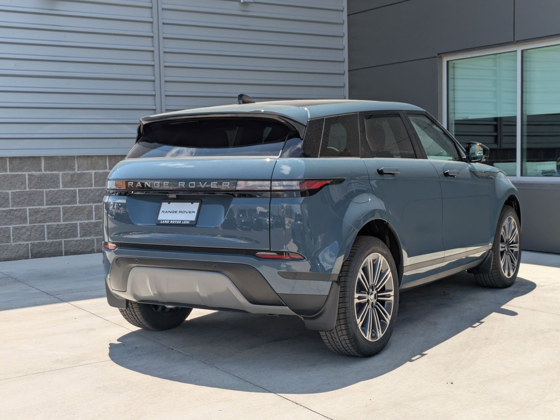 2026 Land Rover Range Rover Evoque S photo 4