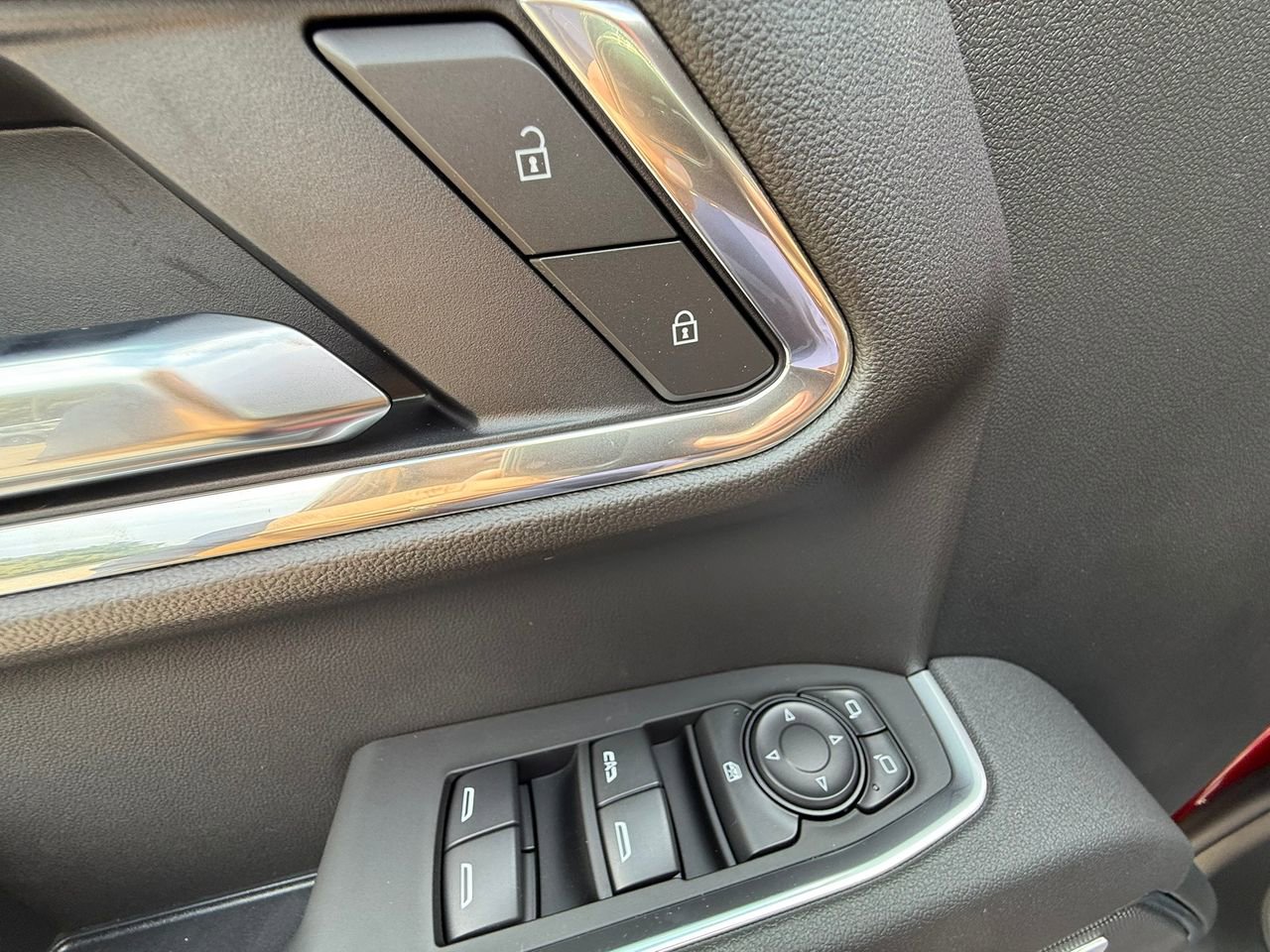 2025 Chevrolet Silverado 1500 LT Trail Boss photo 12