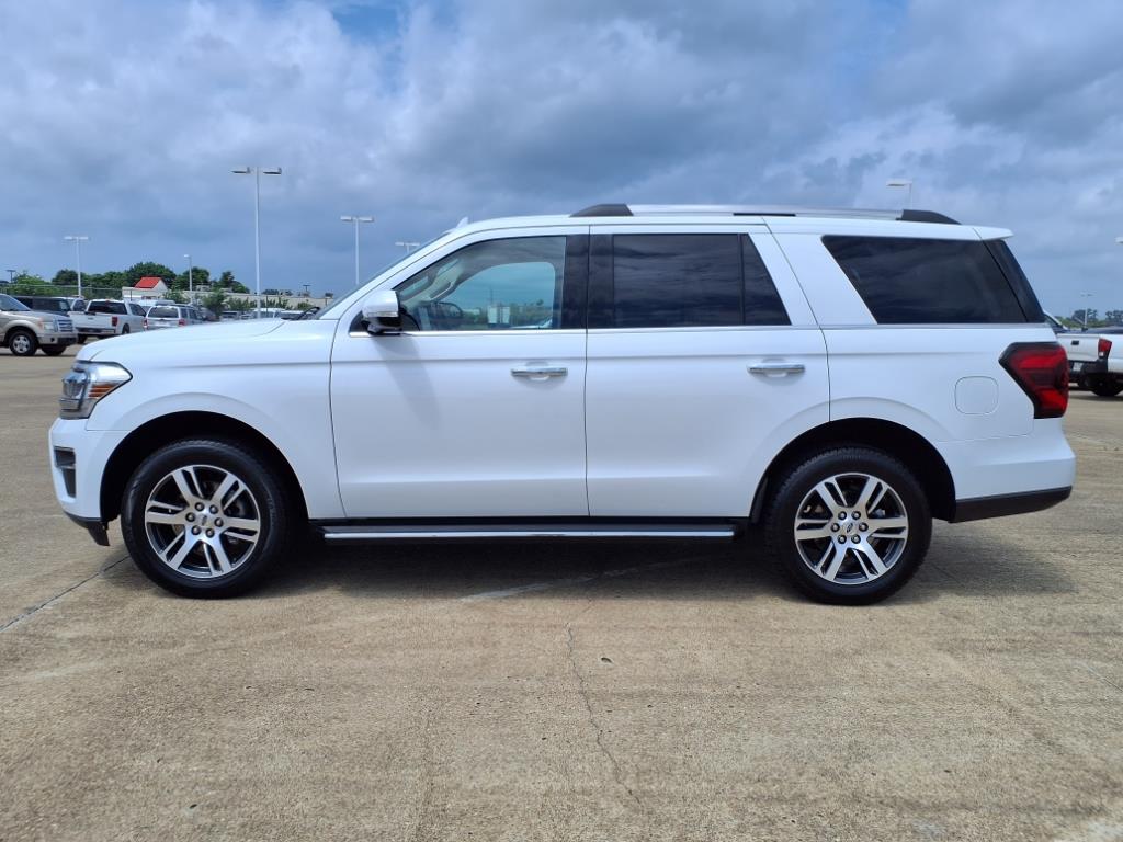 2023 Ford Expedition Limited photo 2