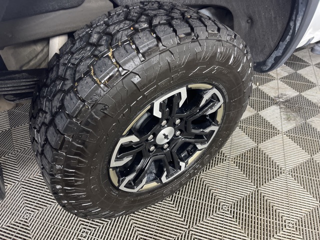 2024 Chevrolet Silverado 1500 ZR2 photo 8