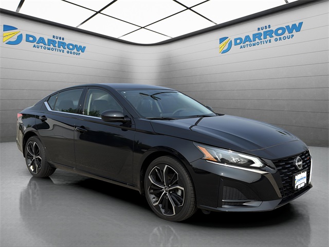 2025 Nissan Altima 2.5 SR photo 7