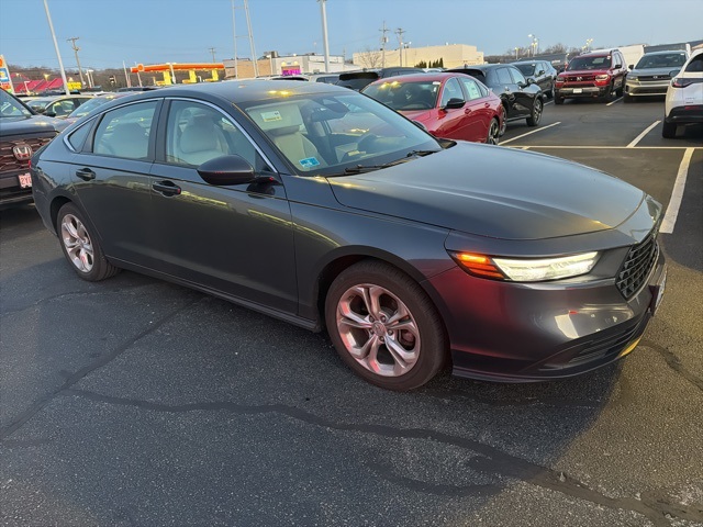 2023 Honda Accord LX's photo