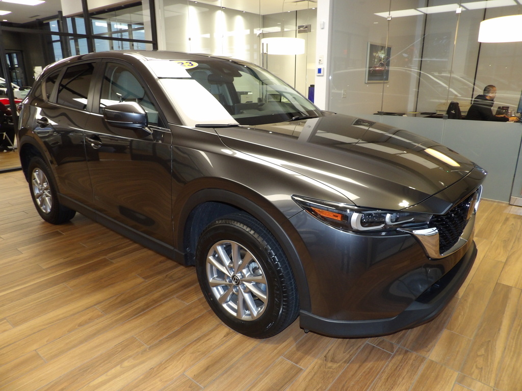 2023 Mazda CX-5 2.5 Select photo 3