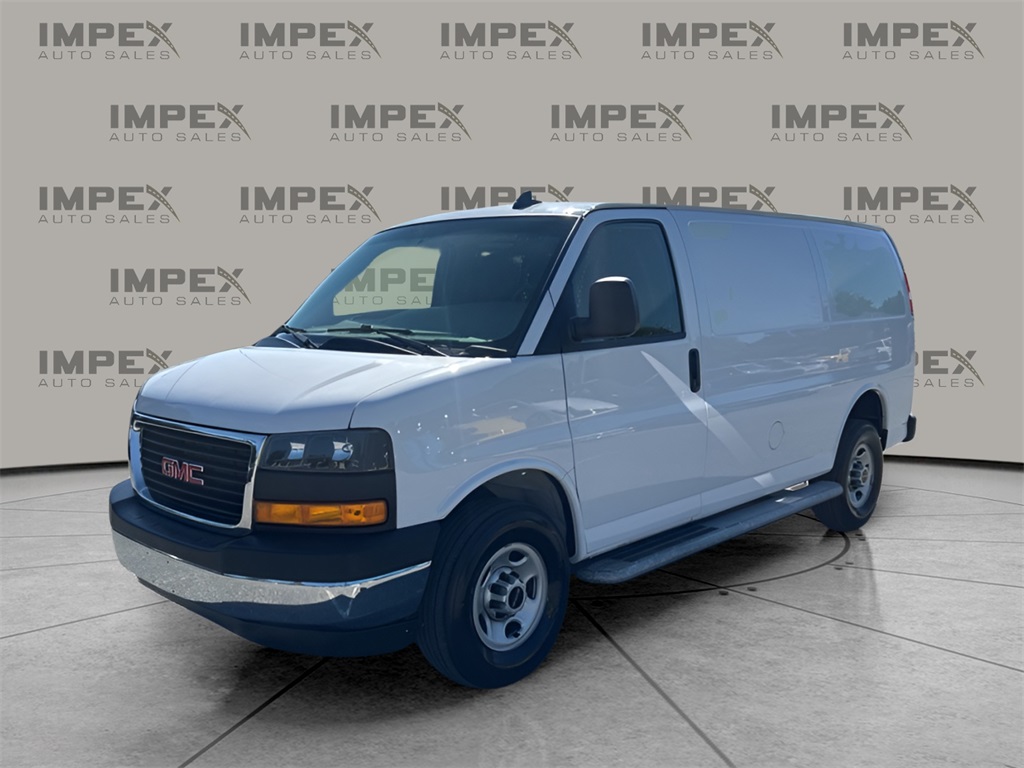 2023 GMC Savana Cargo Work Van's photo