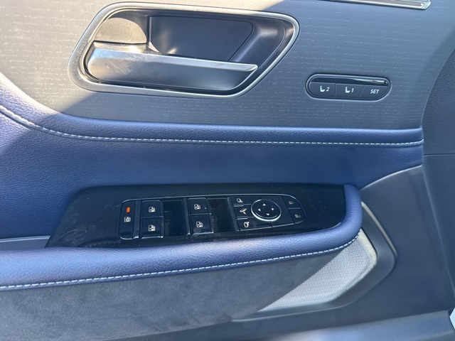2026 Infiniti QX80 Sensory photo 11