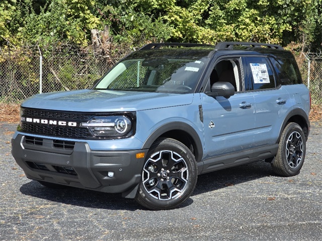 2025 Ford Bronco Sport Outer Banks photo 2