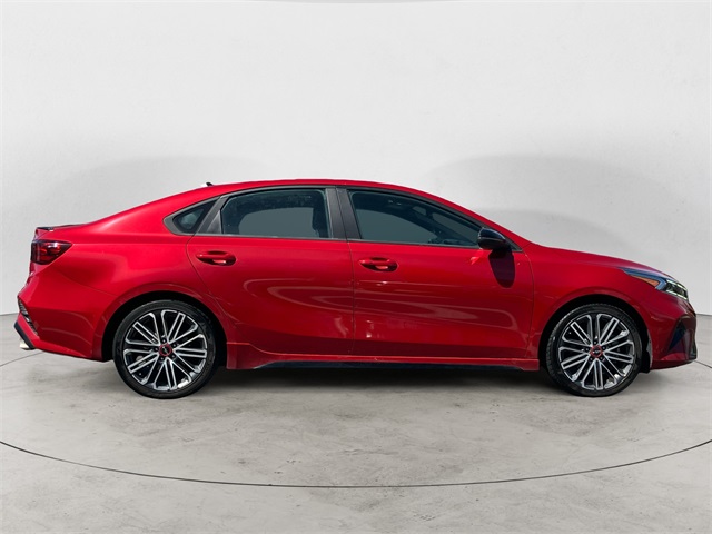 2022 Kia Forte GT photo 7