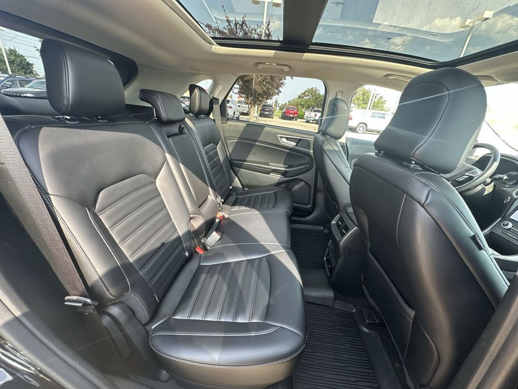 2023 Ford Edge SEL photo 26