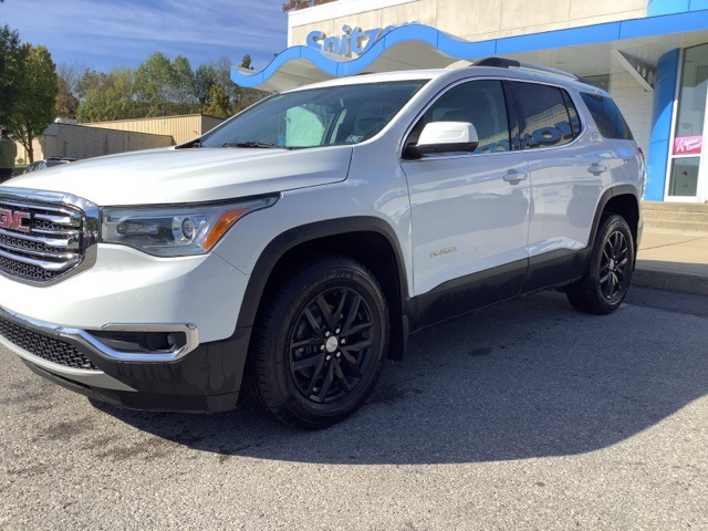 2019 Gmc Acadia SLT photo 2