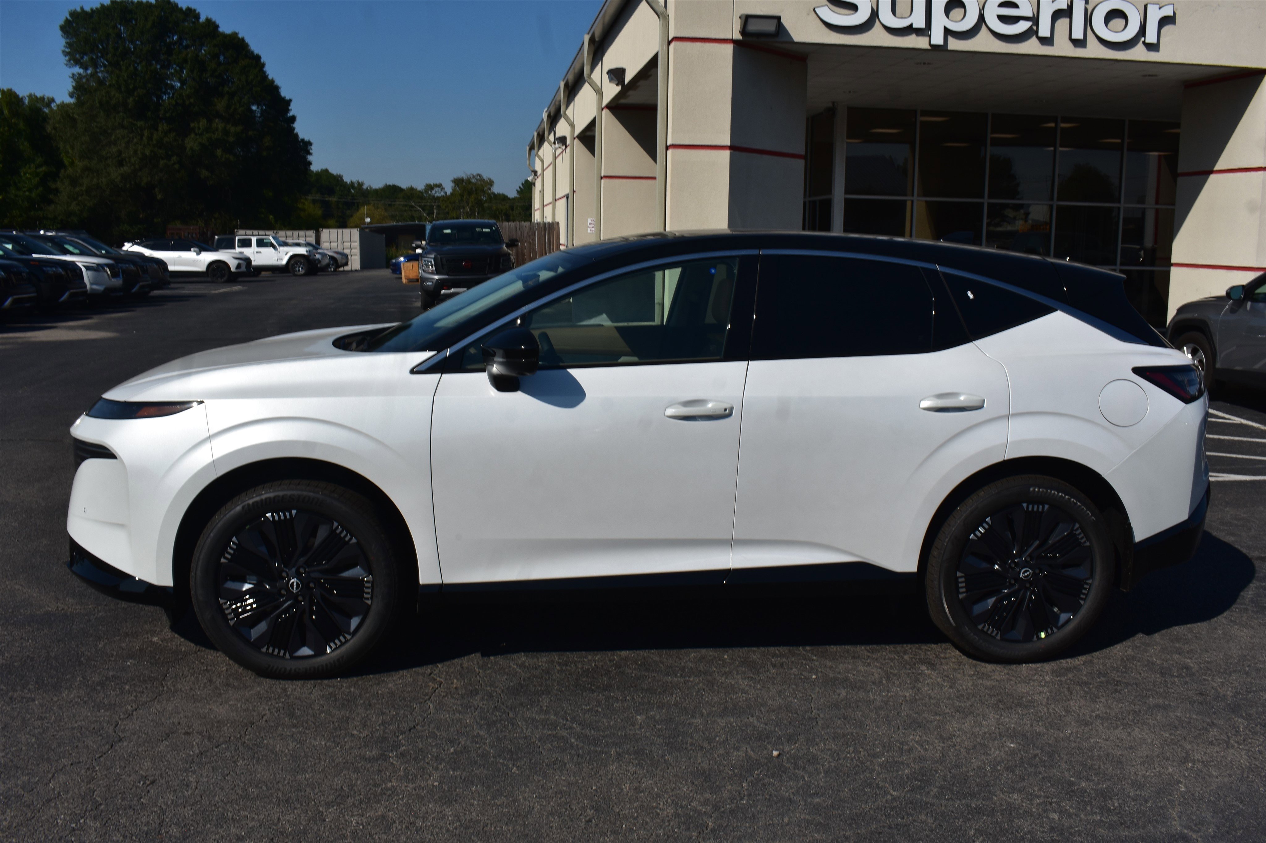 2026 Nissan Murano Platinum photo 5