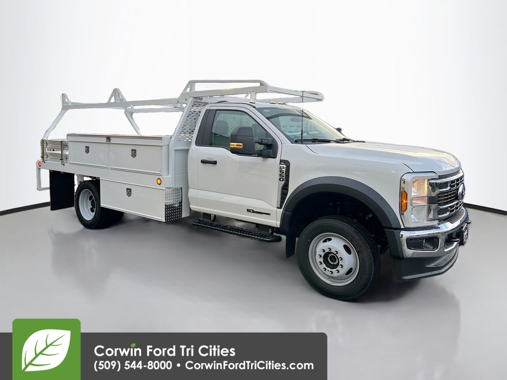 2025 Ford F-550 Super Duty Chassis Cab XL's photo