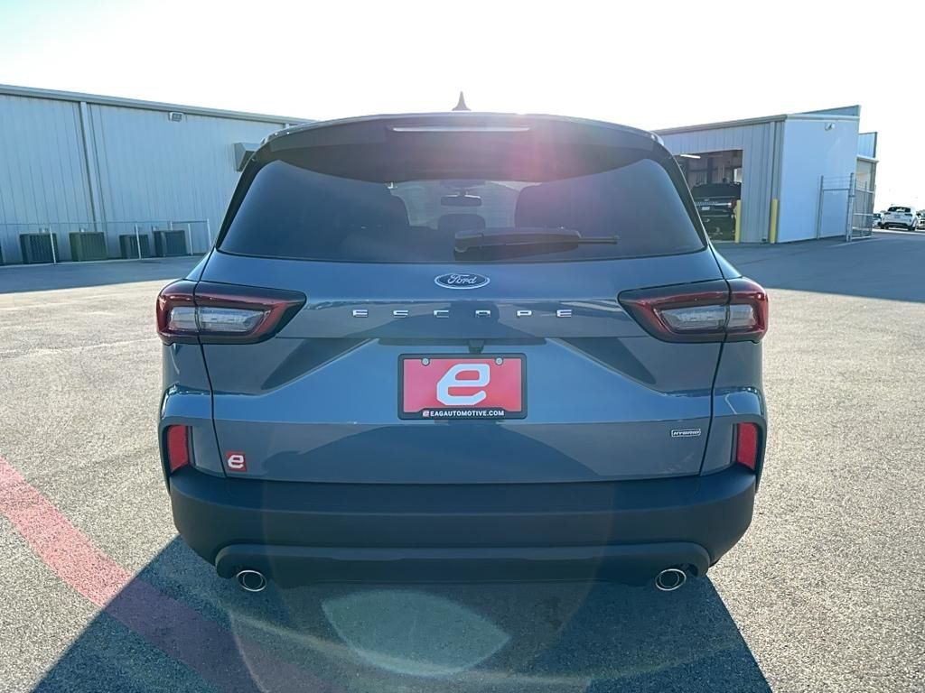 2025 Ford Escape Hybrid ST-Line photo 6