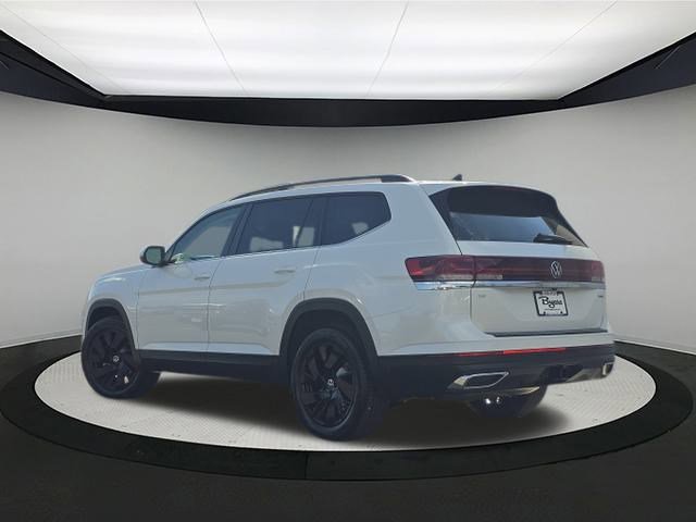 2026 Volkswagen Atlas SE Technology photo 4