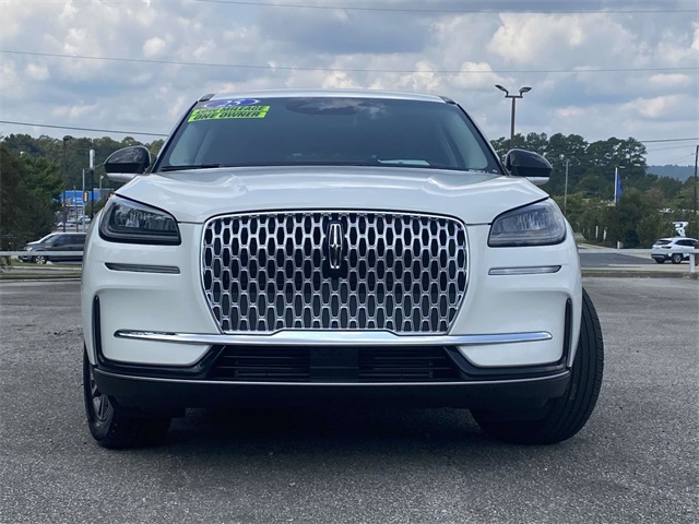 2025 Lincoln Corsair Premiere photo 8