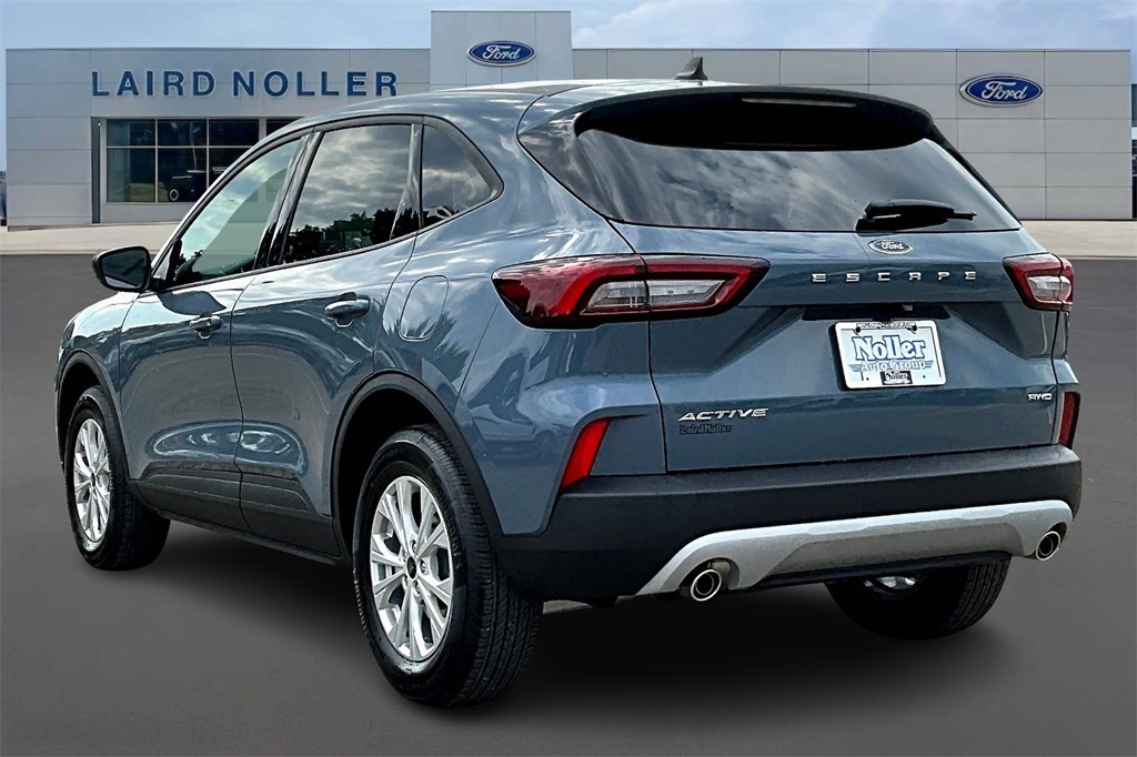 2025 Ford Escape Active photo 3
