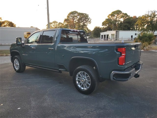 2025 Chevrolet Silverado 2500HD LTZ photo 4