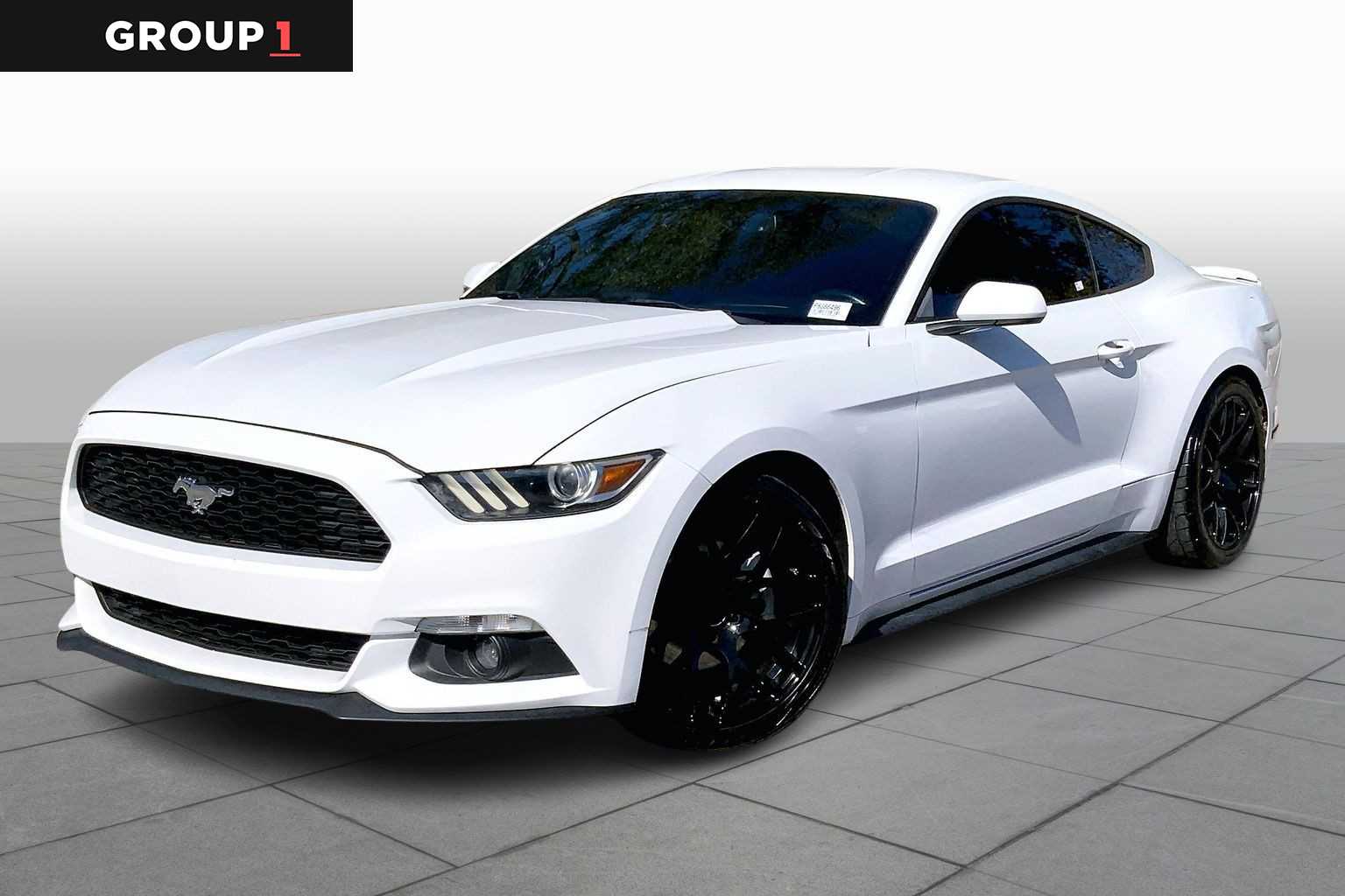 2015 Ford Mustang EcoBoost's photo