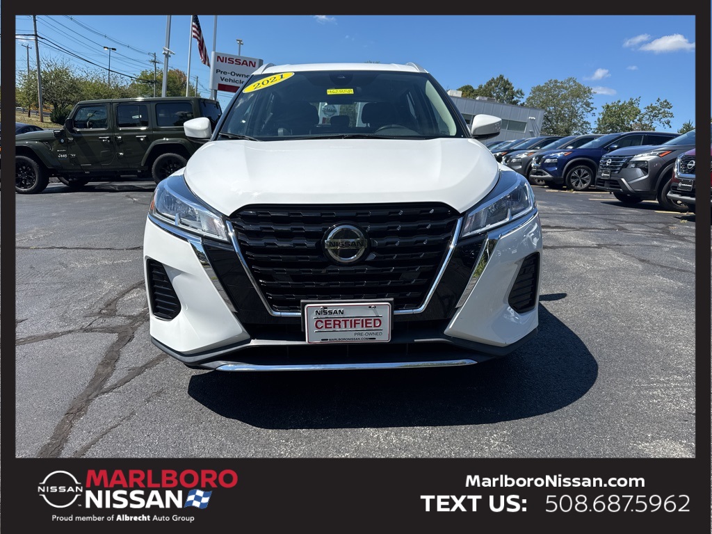 2021 Nissan Kicks SV photo 2
