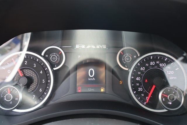2025 Ram 2500 Tradesman photo 13