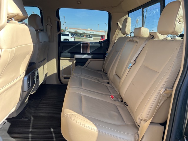 2015 Ford F-150 Lariat photo 11