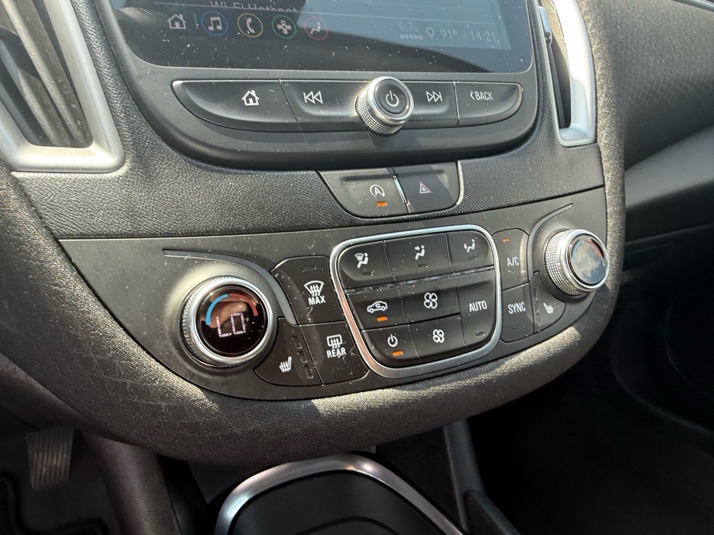 2024 Chevrolet Malibu 1LT photo 17