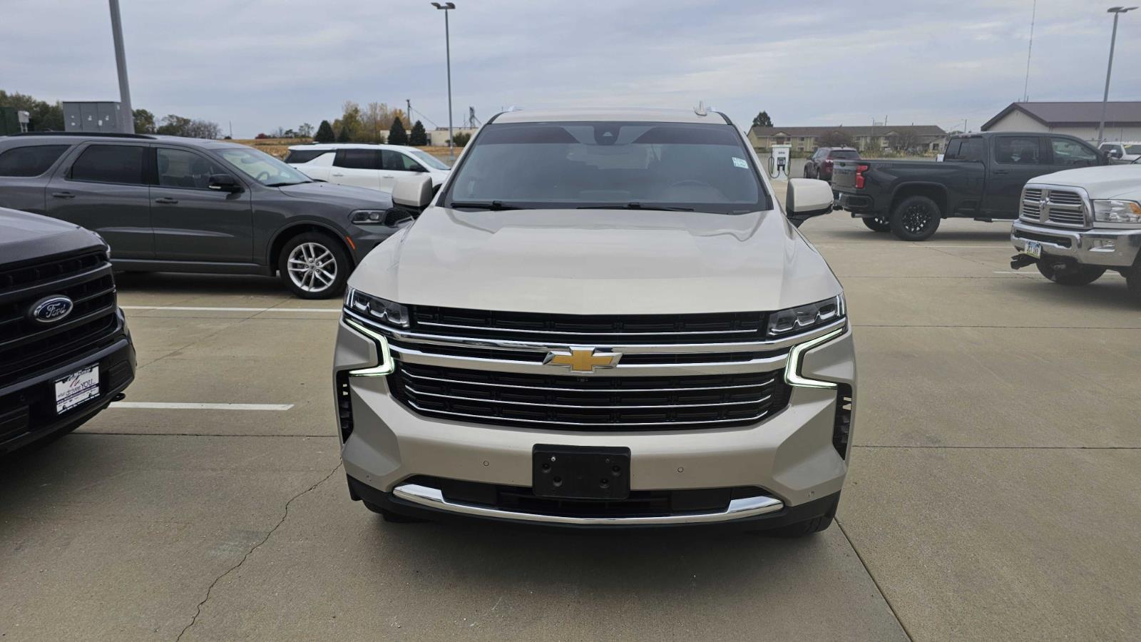 2022 Chevrolet Tahoe LT photo 3